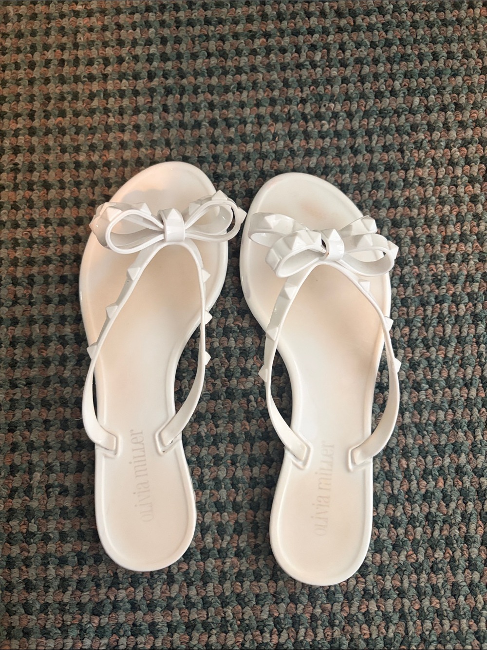 Bow flip flops